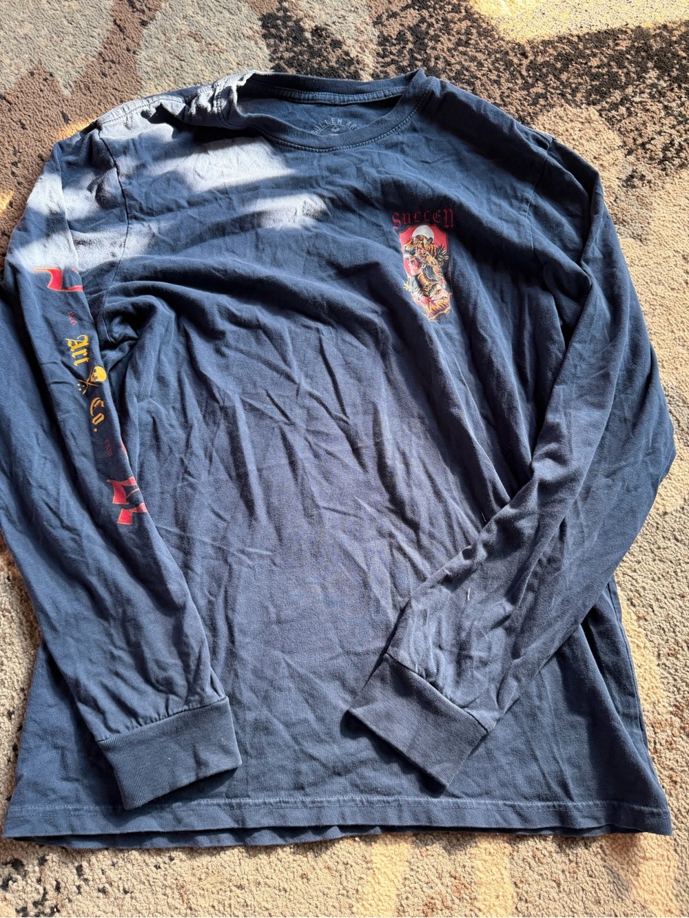 Men's Long-Sleeve Graphic Tee - Dark Blue